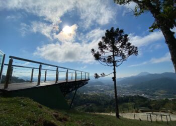 Artistas vão criar esculturas ao ar livre no Pico Malwee