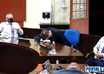 Vídeo: Rifa “A Fazendinha” gera gargalhadas entre vereadores de SC