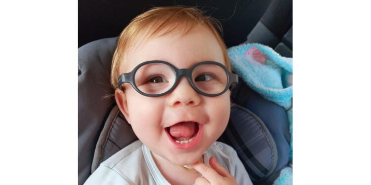 Família de Barra Velha precisa de ajuda para pagar cirurgias de bebê de um ano