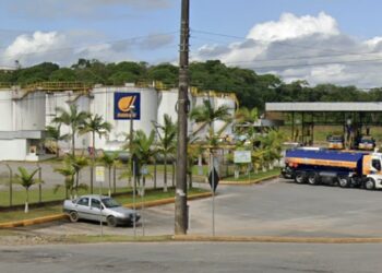 Distribuidora de combustíveis é bloqueada por manifestantes em Guaramirim