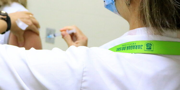 Vacina contra a gripe ainda está disponível para o público em Jaraguá do Sul