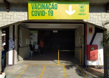 Central de Vacinas Covid atenderá até as 14h na quarta-feira (22) em Jaraguá do Sul