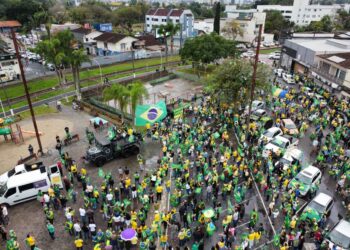 [Vídeo] Organizadores estimam 20 mil pessoas em manifestação em Jaraguá do Sul