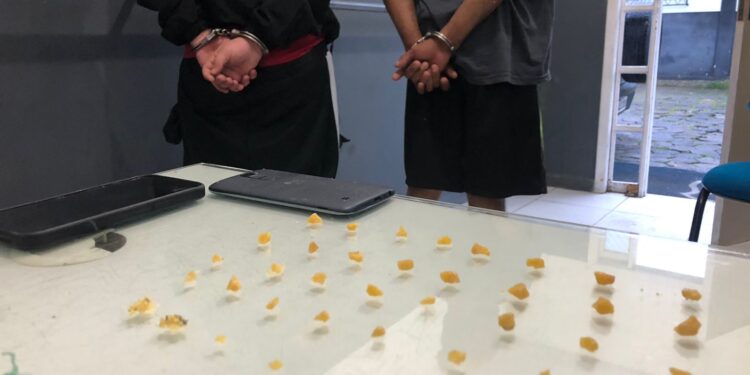 Dois são presos por tráfico de drogas em Jaraguá do Sul