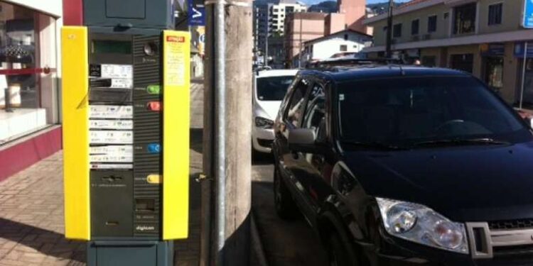 Jaraguá do Sul deve lançar edital do novo estacionamento rotativo em outubro