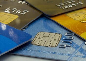 Homem é preso após usar cartão de crédito perdido em Jaraguá do Sul