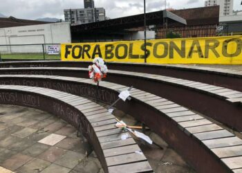 Jaraguá do Sul tem manifesto contra governo