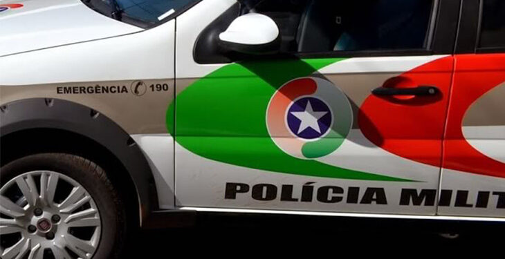 Idosos denunciam filho por ameaça após furto em casa em Guaramirim