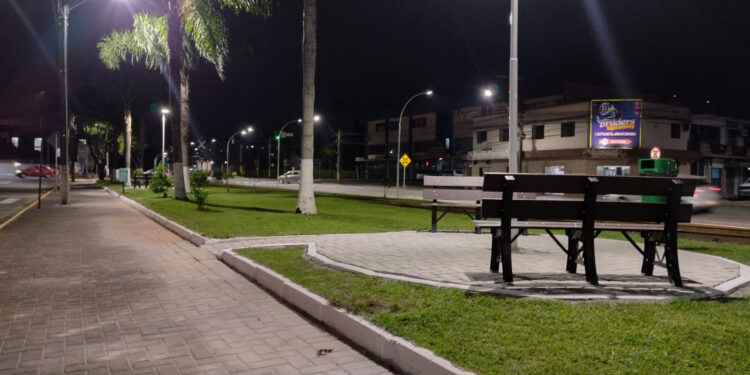 Pracinhas são revitalizadas na Rua José Leier em Jaraguá do Sul