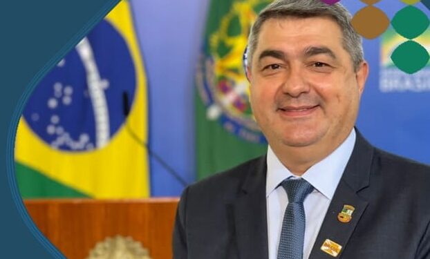 Antídio Lunelli palestra no Seminário de Corupá nesta terça-feira (26)