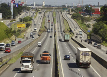 Fiesc manifesta preocupação com possível paralisação dos caminhoneiros