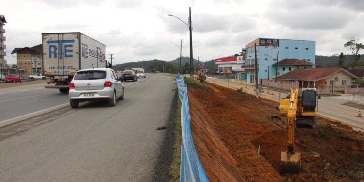 Começam as obras das marginais da BR-280 em Guaramirim