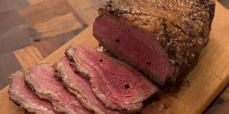 Homem furta R$ 250 de picanha em supermercado de Jaraguá do Sul