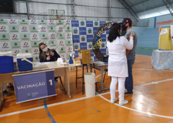 Guaramirim recebe novo lote para aplicação da segunda dose com a vacina Astrazeneca