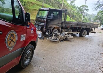 Homem é condenado por feminicídio após matar mulher trans em SC