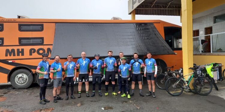 Em viagem de bicicleta e de fé, guaramirenses devem chegar em Aparecida (SP) nesta quinta-feira (21)