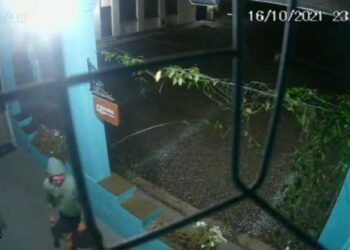 [VÍDEO] Polícia Civil tenta identificar autor de tentativa de furto em Schroeder