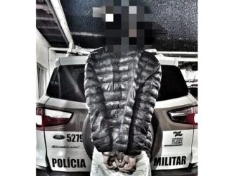 Jovem com mandado de apreensão é detido em Jaraguá do Sul