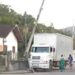 Caminhão bate em poste e parte de Schroeder fica sem energia