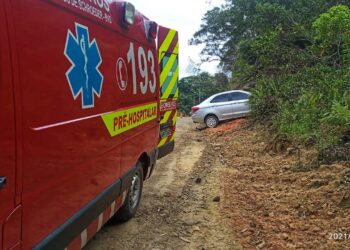 Motorista bate o carro após mal súbito em Schroeder