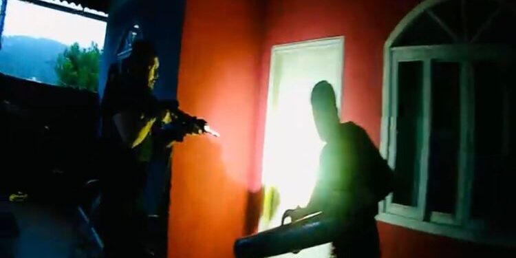 [Vídeo] Após roubar e agredir idosa com arma, homem é preso em Araquari