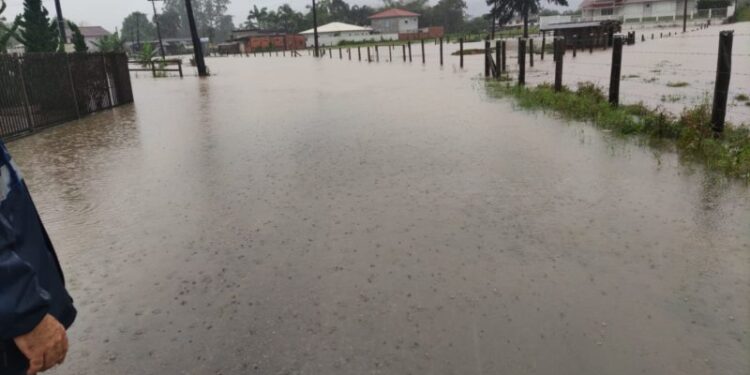 Chuva intensa afeta municípios de SC