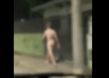 ‘Peladão’ é preso após agredir policiais e quebrar viatura em SC