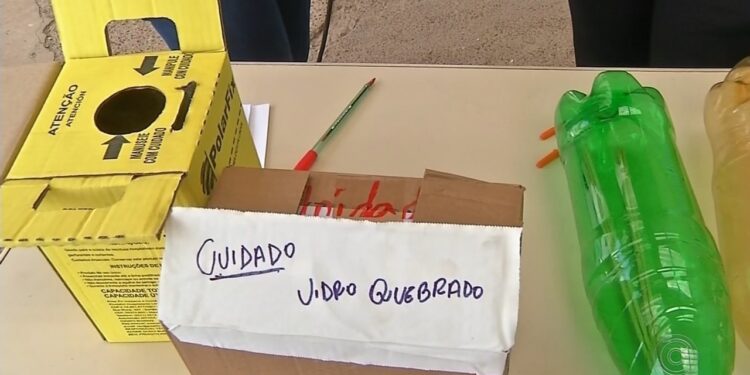 Vidros e objetos pontiagudos podem ferir os coletores de resíduos, alerta Samae