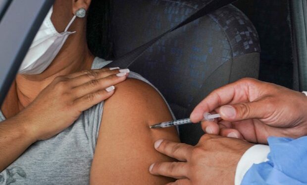 Mais de 46 mil catarinenses receberam a segunda dose ou reforço no dia D da Mega Vacinação