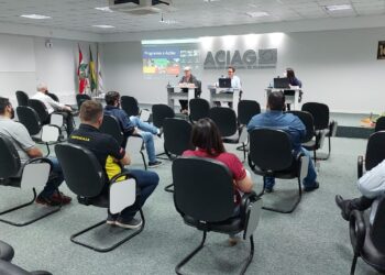 Projetos sociais que podem ser financiados por meio do imposto de renda são apresentados na ACIAG