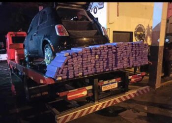 Traficantes são presos transportando 200 kg de maconha em Corupá
