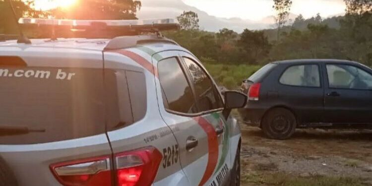 Carro furtado em Guaramirim é recuperado em Jaraguá do Sul