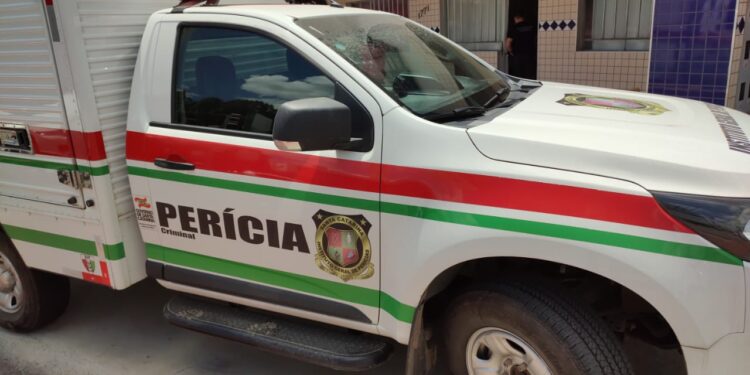 Homem é encontrado morto em quitinete em Jaraguá do Sul