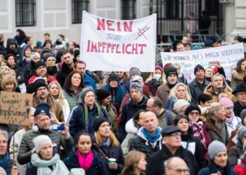 Áustria anuncia lockdown para não vacinados