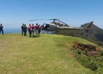 Dois pilotos são resgatados após quedas de parapentes em Jaraguá do Sul
