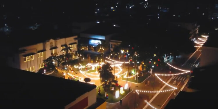 Jaraguá do Sul realiza acendimento das luzes de Natal