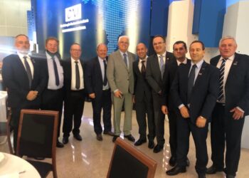 Indústria entrega a Bolsonaro propostas para mais competitividade e retomada do emprego em 2022