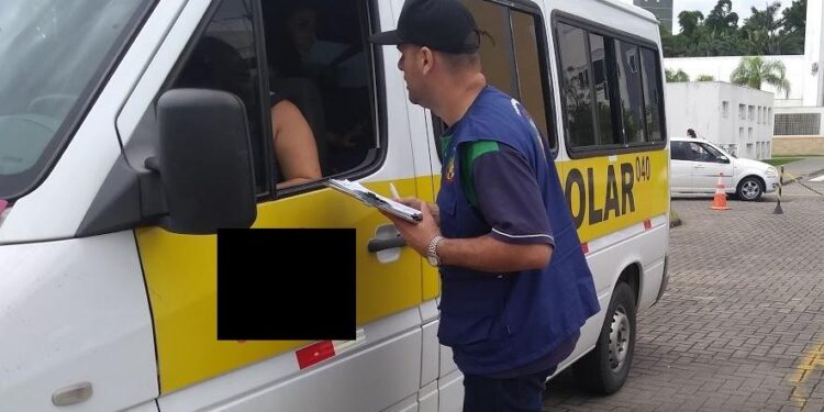 Vistoria do transporte escolar ocorrerá de 12 a 28 de janeiro de 2022 em Jaraguá do Sul