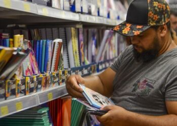 Materiais escolares podem ficar até 30% mais caros em 2022