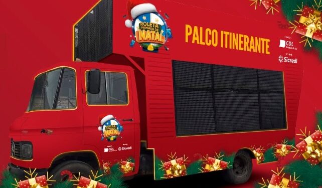 Palco Itinerante CDL espalha espírito natalino em Jaraguá do Sul