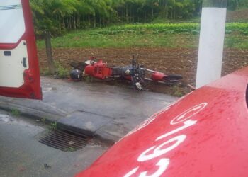 Jovem fica gravemente ferido após acidente com moto em Schroeder