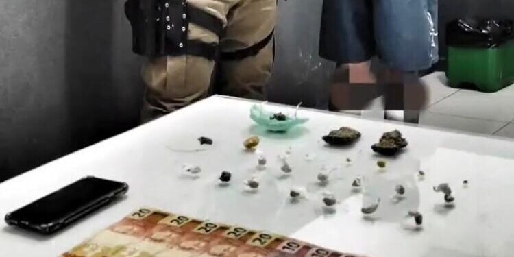 Adolescente é apreendido por tráfico de drogas em Jaraguá do Sul