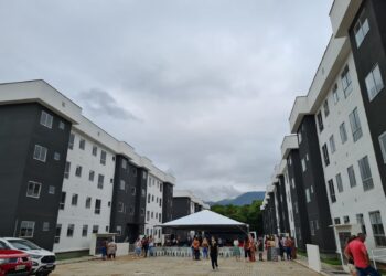 Mais de 150 famílias são beneficiadas com entrega do Residencial Santa Luzia, em Jaraguá do Sul