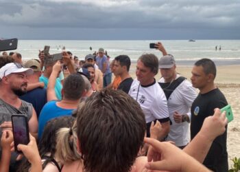 Em Santa Catarina, Bolsonaro diz que não vai vacinar filha de 11 anos contra a Covid-19