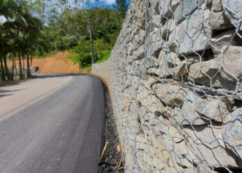 Primeiro trecho da Estrada Quirino Lunelli é pavimentado em Jaraguá do Sul