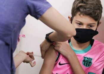 [Covid] Vacinação de crianças de 5 a 11 anos será realizada sem exigência de receita médica em SC