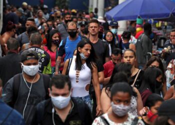 Covid-19: afastamento de até 10 dias do trabalho presencial não exige atestado