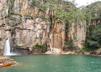 Encontrado oitavo corpo de vítima de desmoronamento de pedras em Capitólio