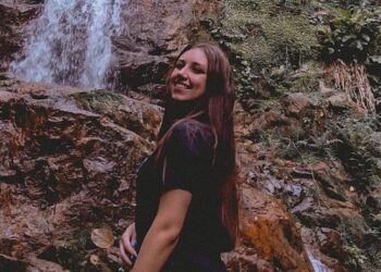 Identificada jovem morta após queda de cachoeira em Joinville