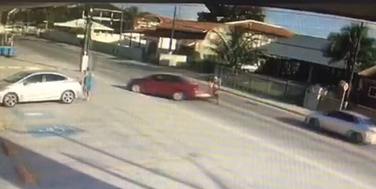 [Vídeo] Motociclista fica ferido após acidente em Balneário Barra do Sul